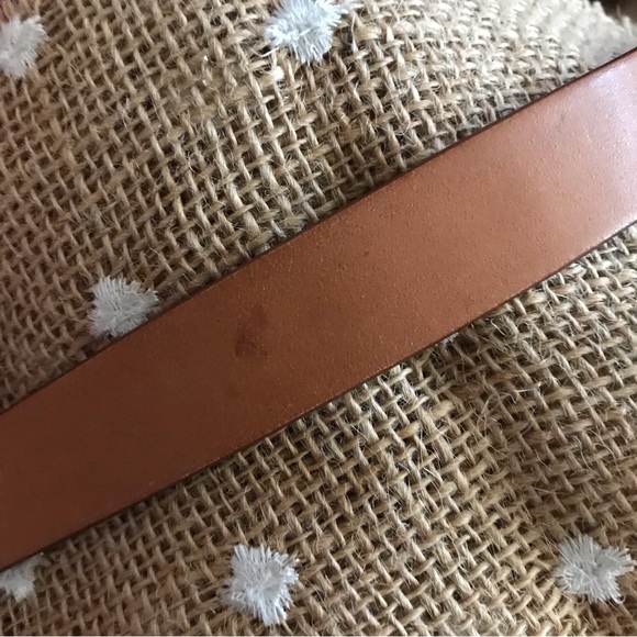Dooney and Bourke vintage tan 1” wide leather belt made in Italy - Picture 5 of 8
